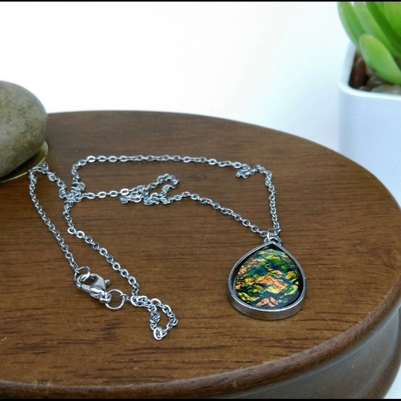 🔥🆕 Faux Opal Charm Silver-tone Chain Necklace - Picture 4 of 4